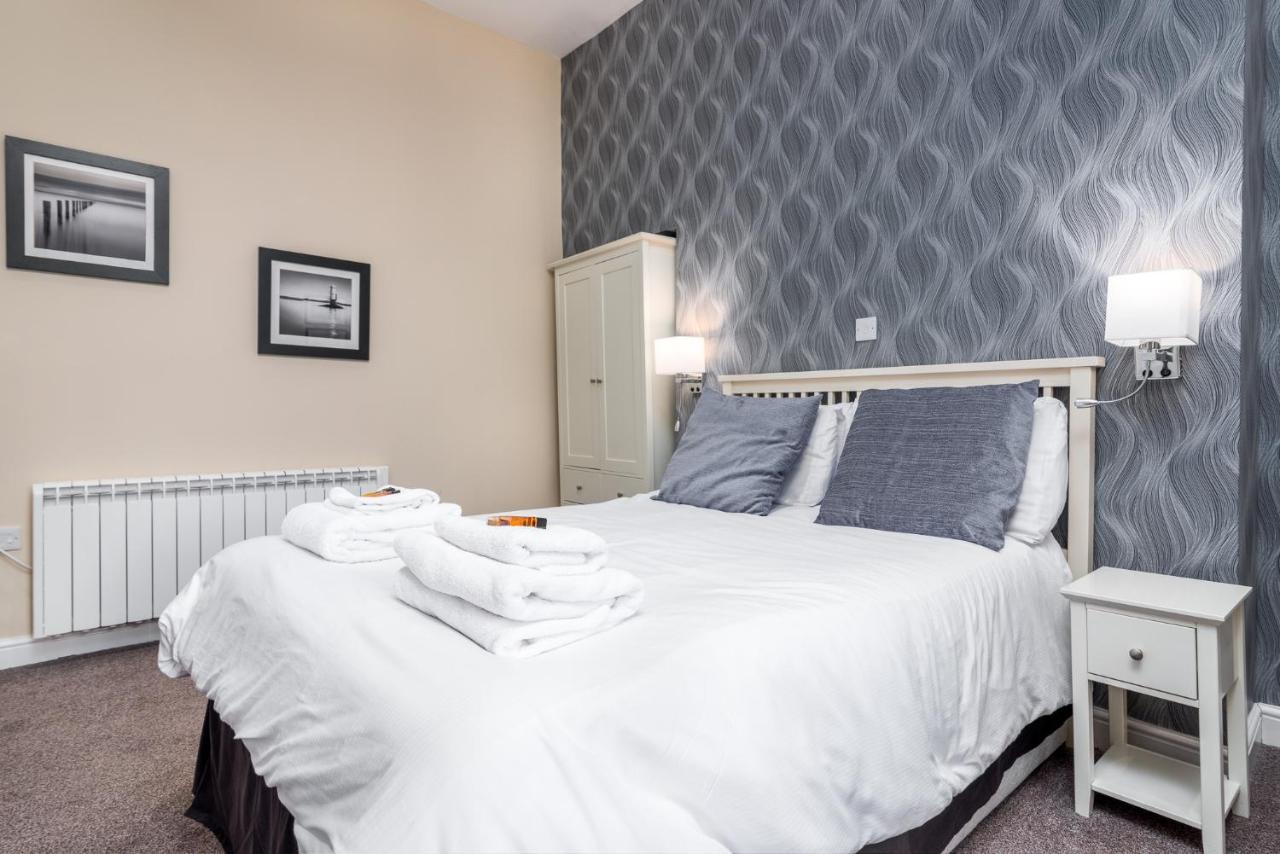 Riviera Guesthouse Whitby Buitenkant foto