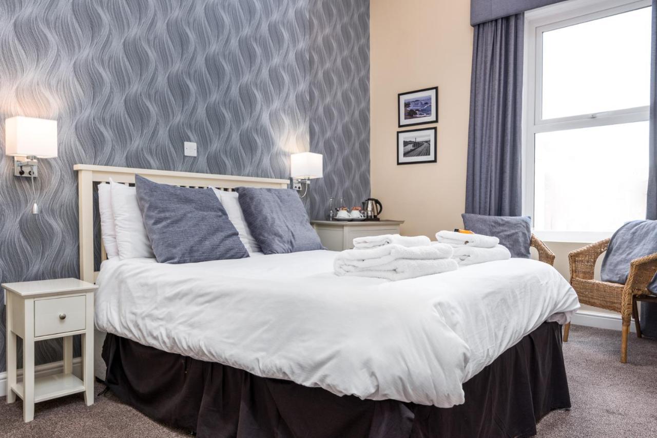 Riviera Guesthouse Whitby Buitenkant foto