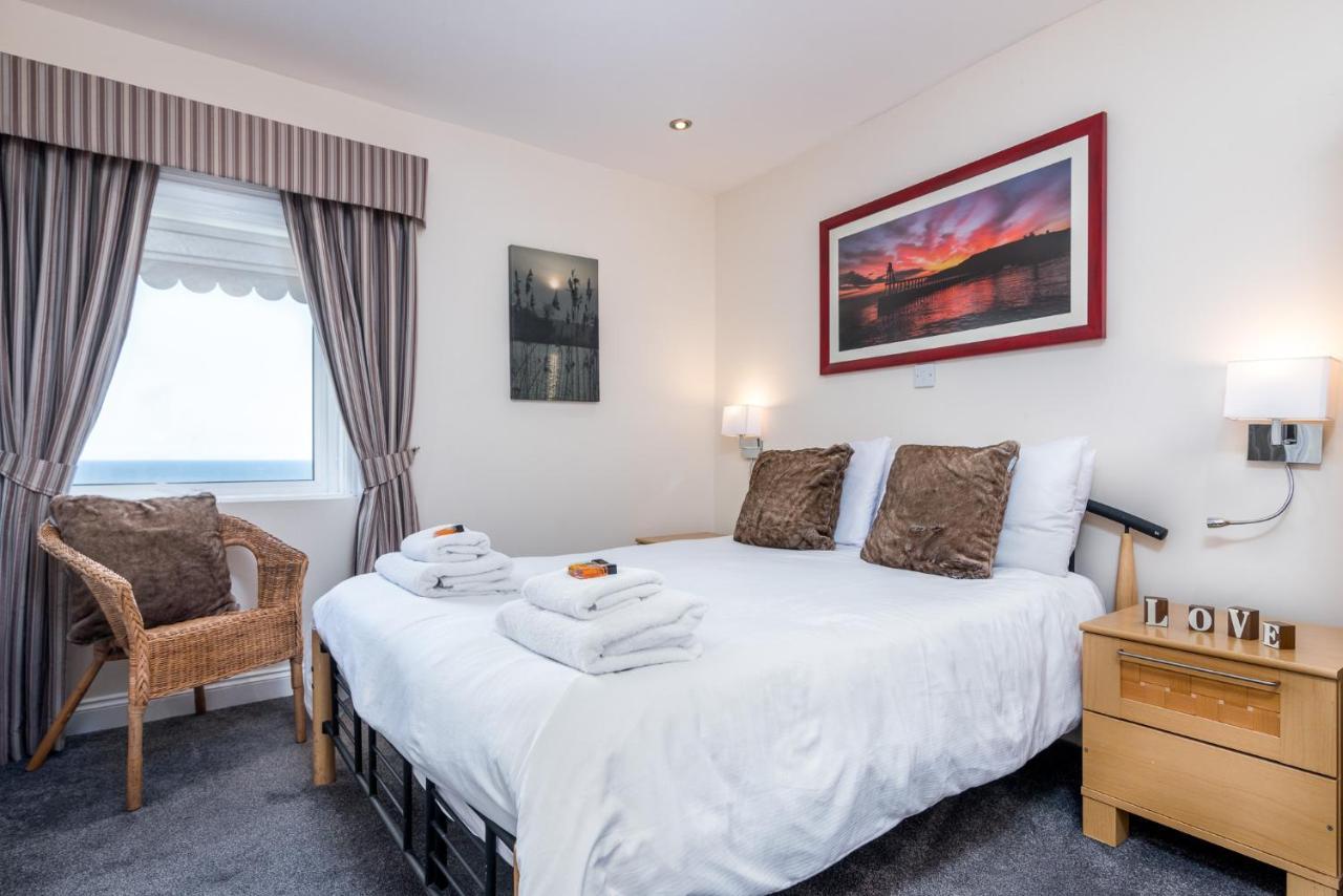 Riviera Guesthouse Whitby Buitenkant foto