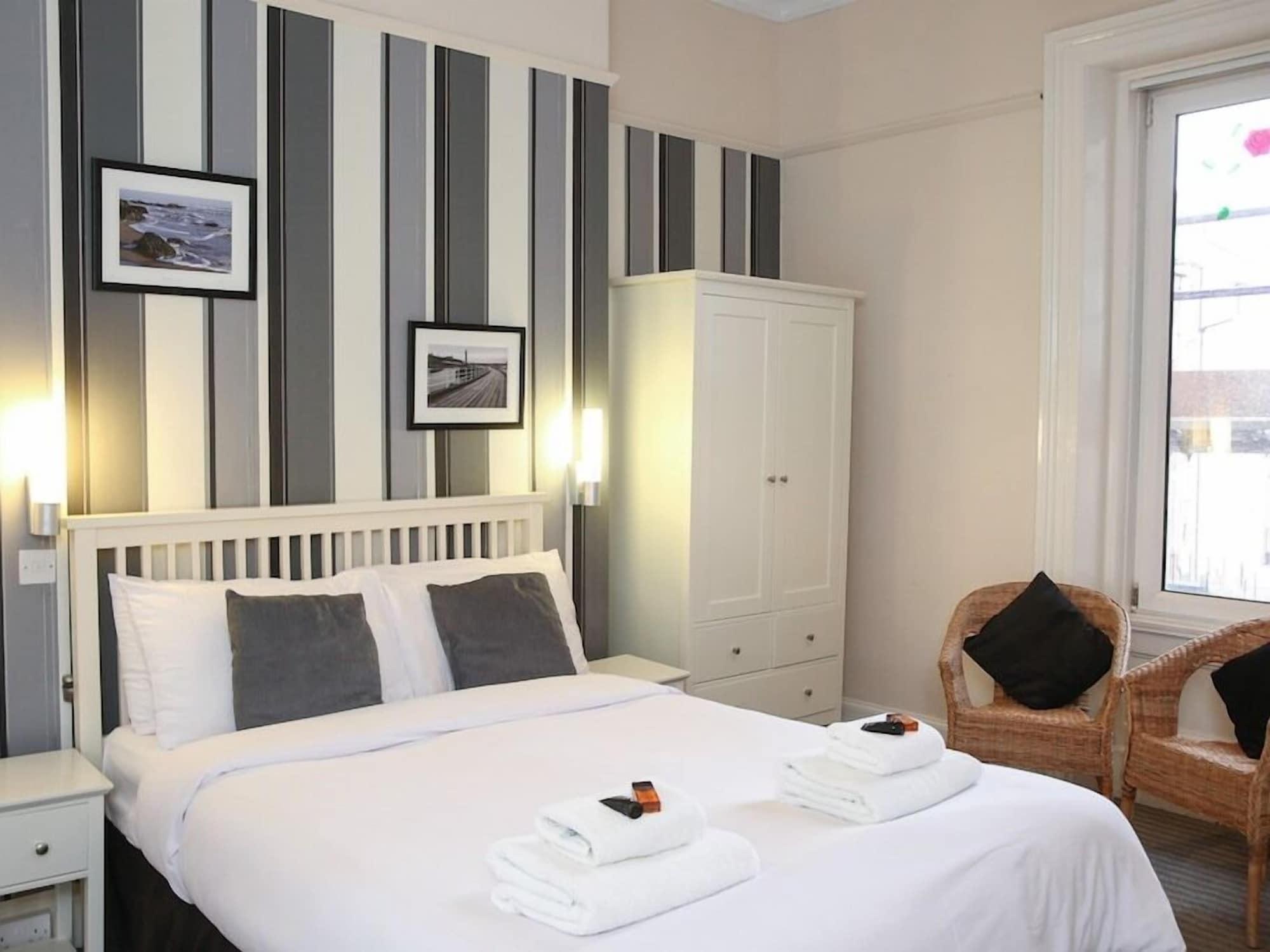 Riviera Guesthouse Whitby Buitenkant foto