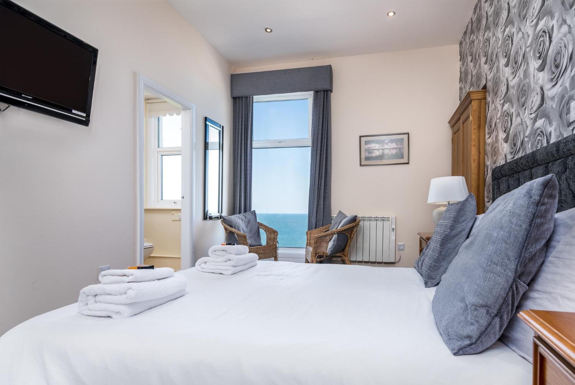 Riviera Guesthouse Whitby Buitenkant foto