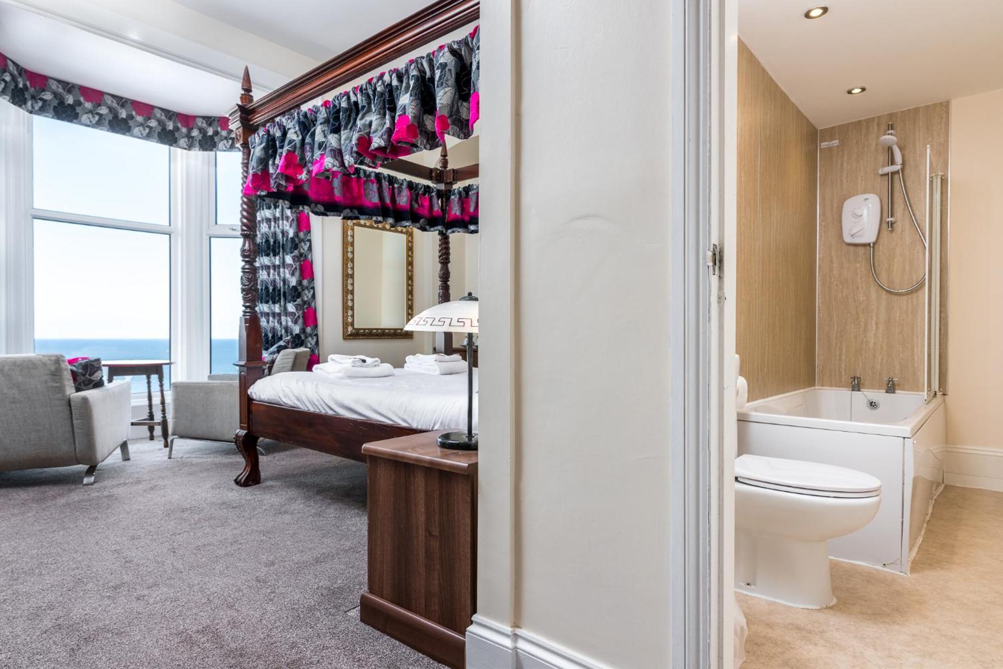 Riviera Guesthouse Whitby Buitenkant foto