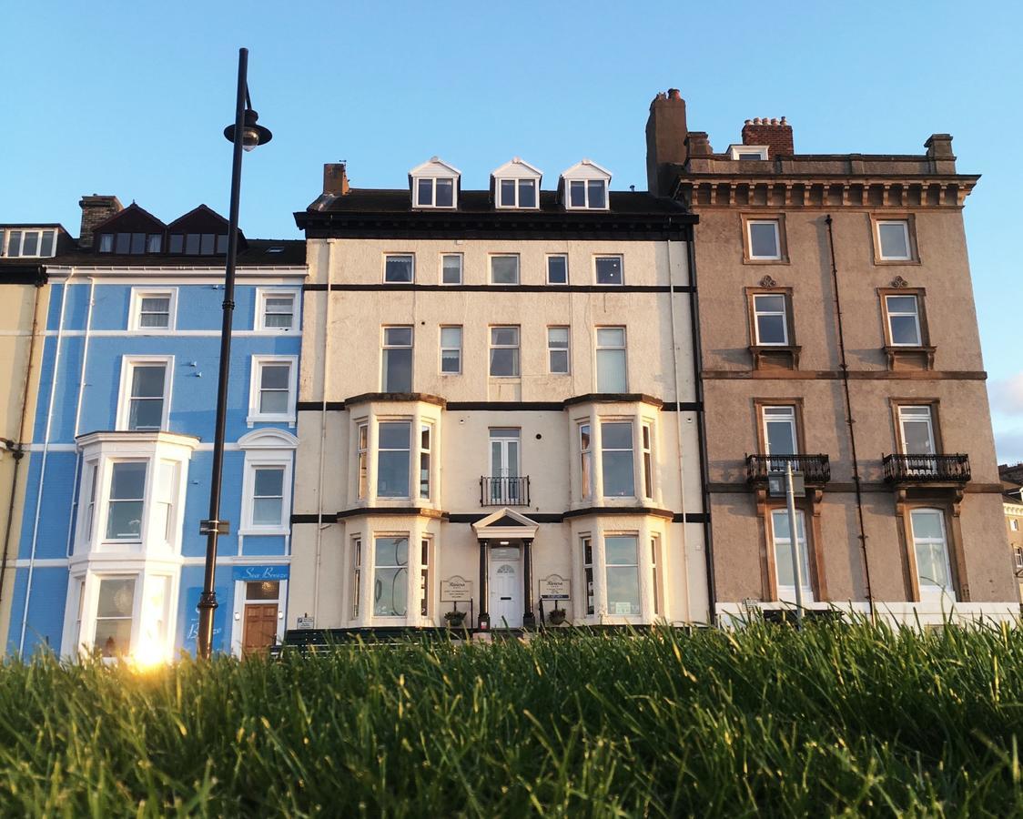 Riviera Guesthouse Whitby Buitenkant foto
